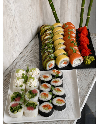 Сет Екстра Лосось від SUSHI-SHOP