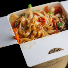 WOK з лососем 